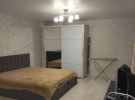 Студия Орловская область, Мценск 1-й мкр, 10 (28.0 м²) - . Мценск - фото 1
