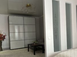 1-к кв. Омская область, Омск ул. 70 лет Октября, 15 (47.6 м²) - . Омск - фото 12
