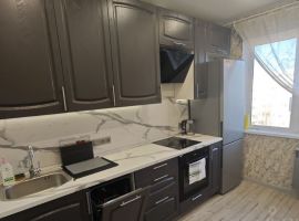 3-к кв. Мурманская область, Кировск Олимпийская ул., 27 (70.0 м²) - Олимпийская. Кировск - фото 3