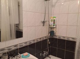 2-к кв. Ленинградская область, Луга просп. Кирова, 23 (42.0 м²) - Кирова (ГСК N 740 тер.). Луга - фото 7
