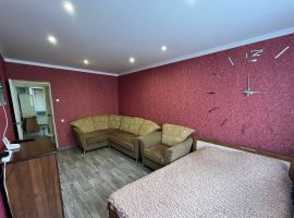 1-к кв. Курская область, Железногорск ул. Батова, 6 (37.7 м²) - . Железногорск - фото 1