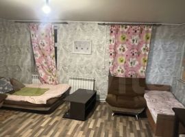 Дом 40 м² на участке 14 сот. - . Батайск - фото 1