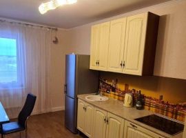 3-к кв. Пермский край, Пермь ул. Писарева, 27А (92.0 м²) - . Пермь - фото 1
