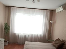 3-к кв. Омская область, Омск ул. 8-я Линия, 78 (65.0 м²) - 18-я линия. Омск - фото 1
