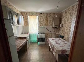 Дом 60 м² на участке 8 сот. - Юбилейная. Соль-Илецк - фото 6