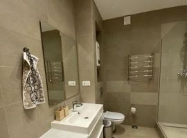 4-к кв. Омская область, Омск ул. Масленникова, 58 (120.0 м²) - Масленникова. Омск - фото 3