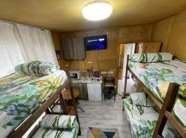 Дом 16 м² на участке 1 сот. - Солнечная поляна. Троицк - фото 3
