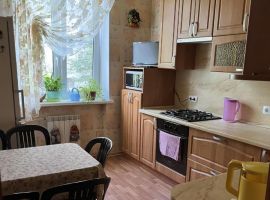3-к кв. Мурманская область, Мурманск ул. Воровского, 17 (68.7 м²) - . Мурманск - фото 1