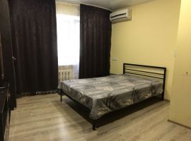 2-к кв. Волгоградская область, Волгоград просп. Маршала Жукова, 107 (45.0 м²) - . Волгоград - фото 1