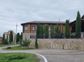 Дом в Чеченская республика, Гудермес пос. Беной, ул. Беной-Веденская (200 м²) - . Гудермес - фото 1
