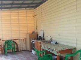 Дом в Краснодарский край, Ейск ул. Калинина, 99 (23 м²) - Калинина (ГК N 793 тер). Ейск - фото 1