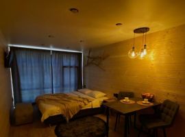 Дом в Мурманская область, Мурманск ул. Генерала Журбы, 11 (21 м²) - . Мурманск - фото 1