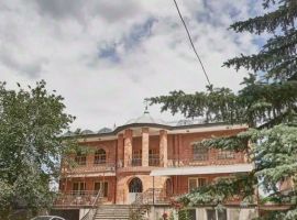 Дом в Ставропольский край, Пятигорск проезд Орешник, 8 (530 м²) - . Пятигорск - фото 1