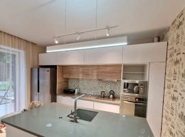 Дом в Приморский край, Владивосток Малиновая ул., 106 (110 м²) - . Владивосток - фото 1
