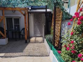 Дом в Краснодарский край, Новороссийск ул. Новороссийской Республики, 51 (30 м²) - . Новороссийск - фото 1