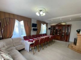 Дом в Оренбургская область, Оренбург Туркестанская ул., 98 (230 м²) - . Оренбург - фото 1