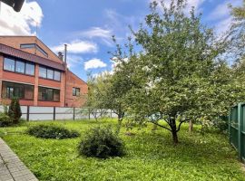 Дом в Рязанская область, Рязань ул. Ленинского Комсомола, 15Г (360 м²) - . Рязань - фото 1