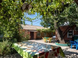 Дом в Краснодарский край, Ейск ул. Богдана Хмельницкого, 31 (25 м²) - . Ейск - фото 0