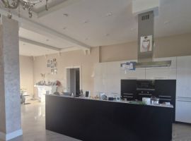 Дом в Приморский край, Большой Камень ул. Кирова, 46 (250 м²) - Кирова (ГСК N 740 тер.). Большой Камень - фото 11