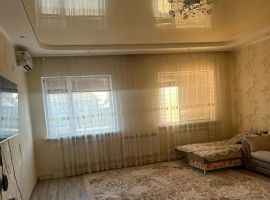 Дом в Оренбургская область, Соль-Илецк Лесная ул., 29 (120 м²) - Подлесная. Соль-Илецк - фото 1