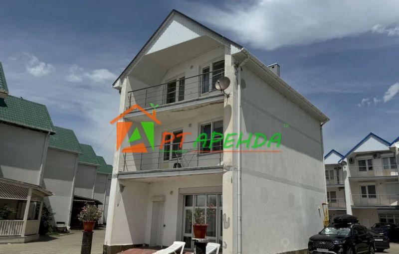 Геленджик. Дом в Краснодарский край, Геленджик ул. Набережная, 7 (150 м²), Набережная (Орлов Овраг тер.), д. 7 - фото 1