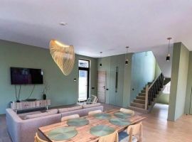 Дом в Краснодарский край, Сочи ул. Мелетяна, 7 (198 м²) - . Сочи - фото 4