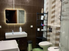 Дом в Свердловская область, Сысерть ул. Розы Люксембург, 112 (240 м²) - . Сысерть - фото 0