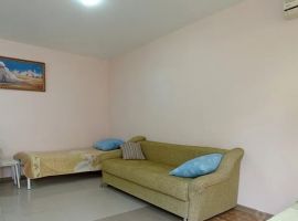 Дом в Краснодарский край, Ейск ул. Советов, 52 (30 м²) - . Ейск - фото 0