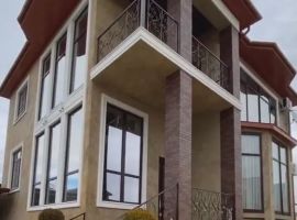 Дом в Ставропольский край, Ессентуки Сосновая ул., 31 (360 м²) - Сосновая. Ессентуки - фото 0
