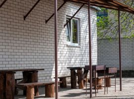 Дом в Ростовская область, Гуково ул. Кирова, 11А (158 м²) - Кирова (ГСК N 740 тер.). Гуково - фото 0