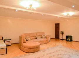 Дом в Ставропольский край, Кисловодск ул. Революции, 59 (300 м²) - . Кисловодск - фото 7