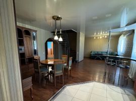 Дом в Волгоградская область, Волгоград ул. Дзержинского, 77А (390 м²) - Дзержинского. Волгоград - фото 12
