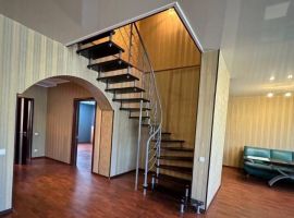 Дом в Волгоградская область, Волгоград ул. Дзержинского, 77А (390 м²) - Дзержинского. Волгоград - фото 4