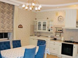 Дом в Краснодарский край, Краснодар ул. Астраханская, 22 (420 м²) - Астраханская. Краснодар - фото 7