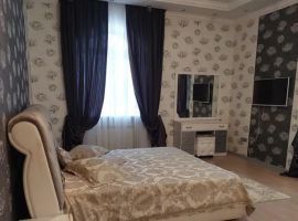 Дом в Тюменская область, Тюмень Народная ул., 27 (200 м²) - Народная. Тюмень - фото 1