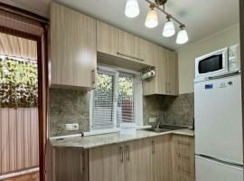 Дом в Краснодарский край, Ейск ул. Калинина, 207 (30 м²) - Калинина (ГК N 793 тер). Ейск - фото 0