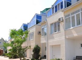 Дом в Краснодарский край, Анапа ул. Дружбы, 9 (210 м²) - Дружбы Народов. Анапа - фото 1