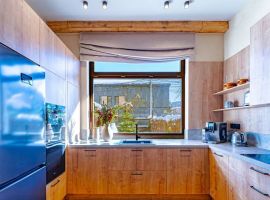 Дом в Краснодарский край, Сочи с. Эстосадок, ул. Гаражная, 1с1 (240 м²) - Гаражная. Сочи - фото 16