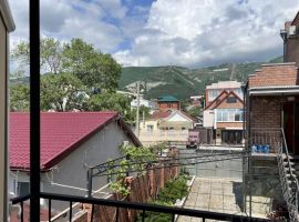 Дом в Краснодарский край, Геленджик Кубанская ул., 12А (45 м²) - . Геленджик - фото 0