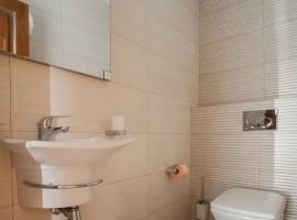 Дом в Краснодарский край, Краснодар Сады Калинина мкр, ул. Троицкая, 139 (250 м²) - Троицкая. Краснодар - фото 17