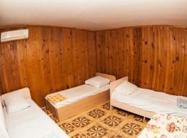 Дом в Краснодарский край, Ейск ул. Победы, 150 (15 м²) - Победы. Ейск - фото 1