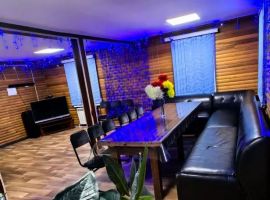 Дом в Красноярский край, Красноярск ул. Маерчака, 109Г/4 (180 м²) - . Красноярск - фото 0