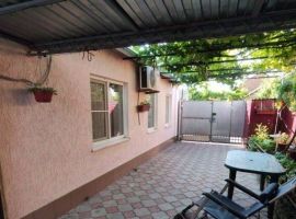 Дом в Краснодарский край, Ейск ул. Калинина, 211 (70 м²) - Калинина (ГК N 793 тер). Ейск - фото 2