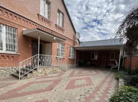 Дом в Ставропольский край, Пятигорск Февральская ул., 261 (360 м²) - . Пятигорск - фото 0