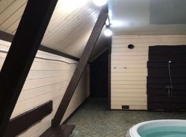 Дом в Ленинградская область, Кировск Магистральная ул. (180 м²) - Магистральная (Сорокин Хутор тер). Кировск - фото 0