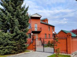 Дом в Алтайский край, Барнаул Сапфирная ул., 19 (500 м²) - . Барнаул - фото 0