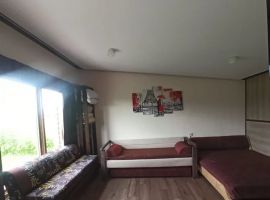 Дом в Алтайский край, Белокуриха ул. Булычева, 21 (30 м²) - . Белокуриха - фото 1