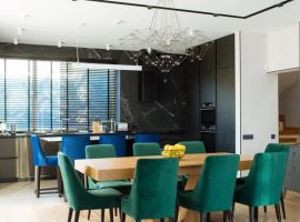 Дом в Краснодарский край, Геленджик ул. Тоцкого, 12 (240 м²) - . Геленджик - фото 1