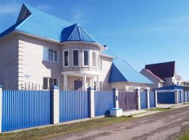 Дом в Алтайский край, Барнаул Кленовая ул., 108 (350 м²) - Кленовая (Орлов Овраг тер.). Барнаул - фото 1
