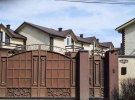 Дом в Ставропольский край, Ессентуки ул. Пилотная, 1/11 (107 м²) - . Ессентуки - фото 1
